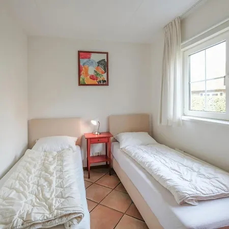 Luxurious Coastal Near Forest *