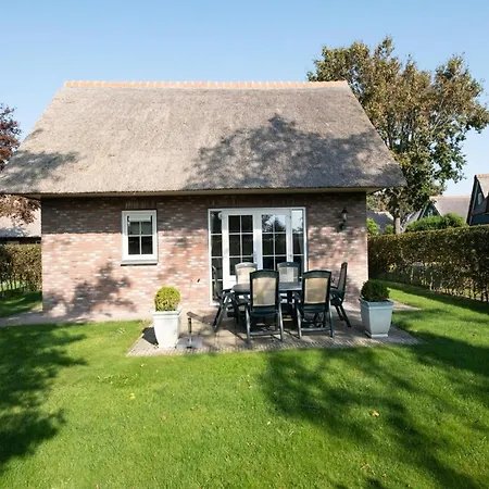 Casa de Férias Luxurious Coastal Near Forest Sint Maartensvlotbrug